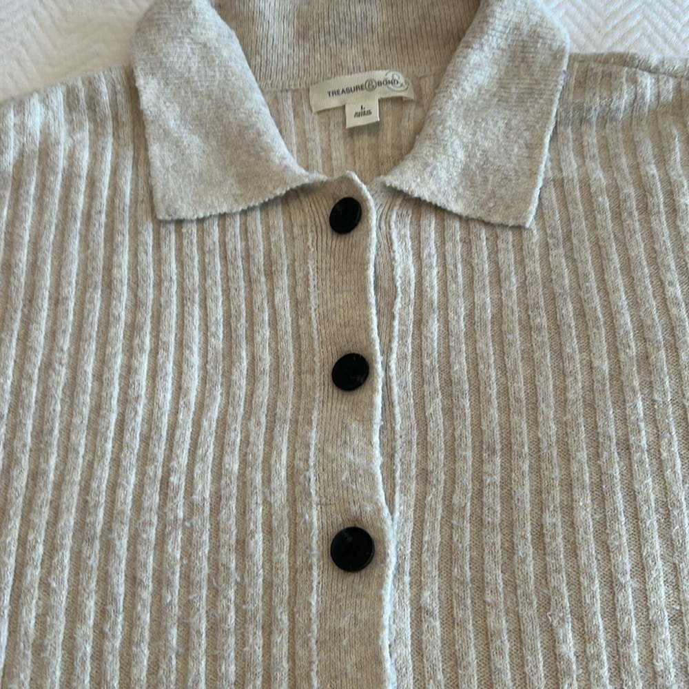 Beige Ribbed Button-Up Cardigan - Picture 3 of 3